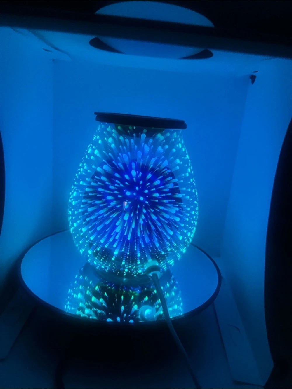 Wax warmer electrical with a timer. Beautiful mirror during the day and firworks - Picture 9 of 11